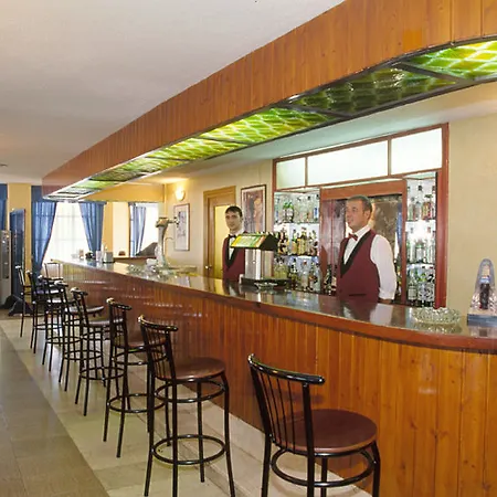 Hotel Kross Velazquez