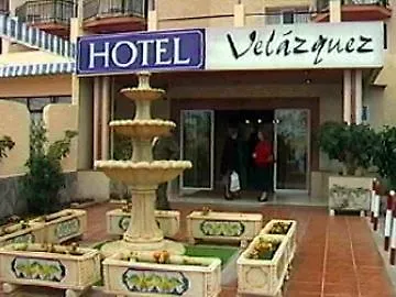 Kross Velazquez Szálloda 3*